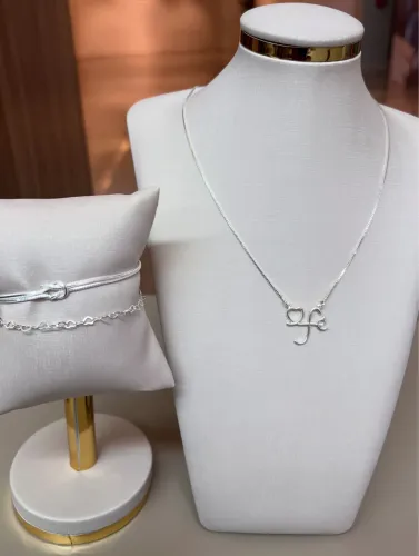 Correte prata 925 com garantia vitalícia ?