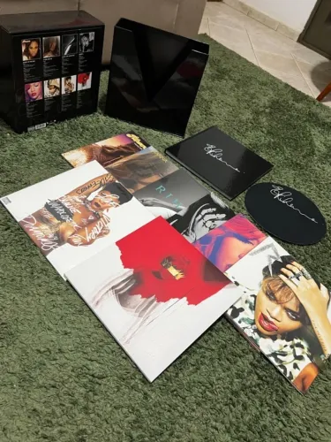 Rihanna - The Vinyl Collection - Boxset Completo (IMPECÁVEL)