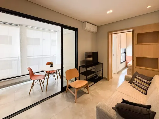 Apartamento mobiliado para locação em Pinheiros 33m² com Suíte, Vaga e Lazer Completo