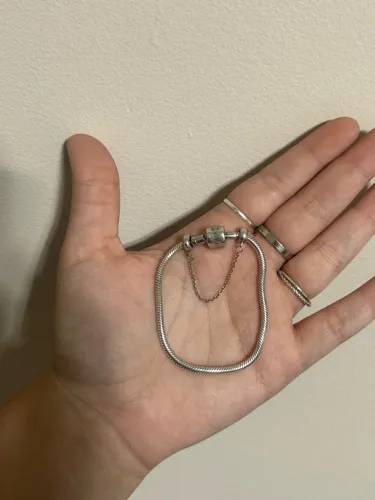 Pulseira vivara com trava de segurança