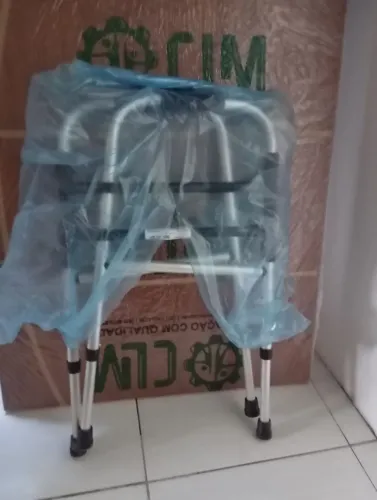 Andador adulto e criança 