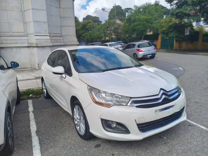 Citroen C4 Lounge Tendance 2.0 Flex 4P Aut. 2016