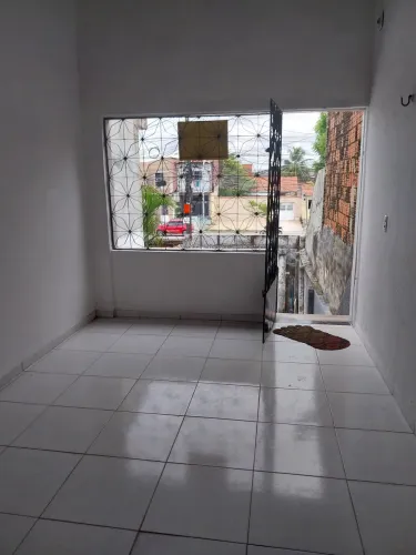 Aluga-se imóvel 