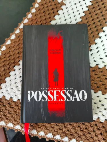 Vendo livro Possesão da DarkSide