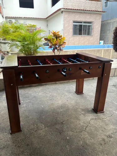 Mesa Totó madeira maciça