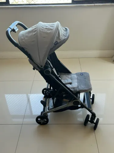 Carrinho de bebê - Chicco