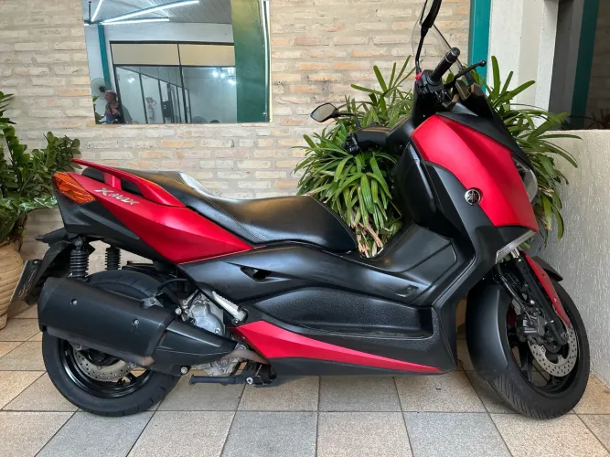 Yamaha Xmax