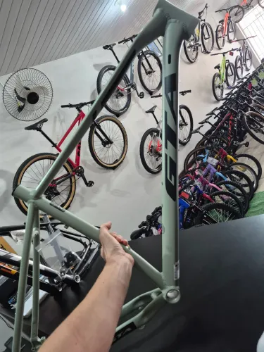 Quadro GTA Tam 21 Alumínio