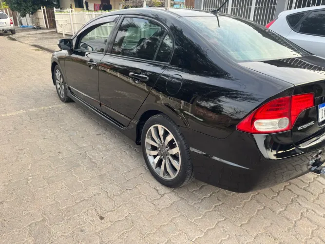 Honda Civic Sedan LXS 1.8/1.8 Flex 16V Mec. 4P 2008