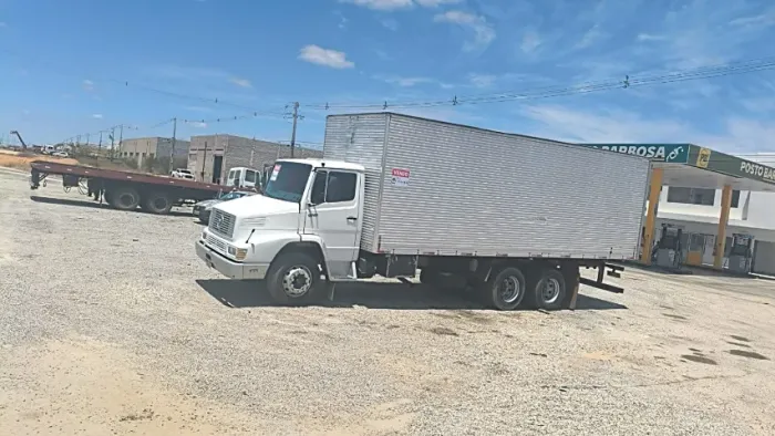 Mercedes Benz 1218 ano 96