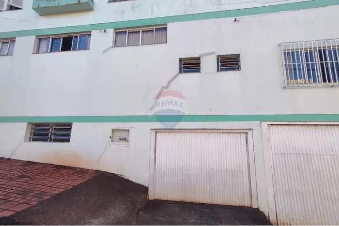 DEPÓSITO NO CENTRO COM 312M²