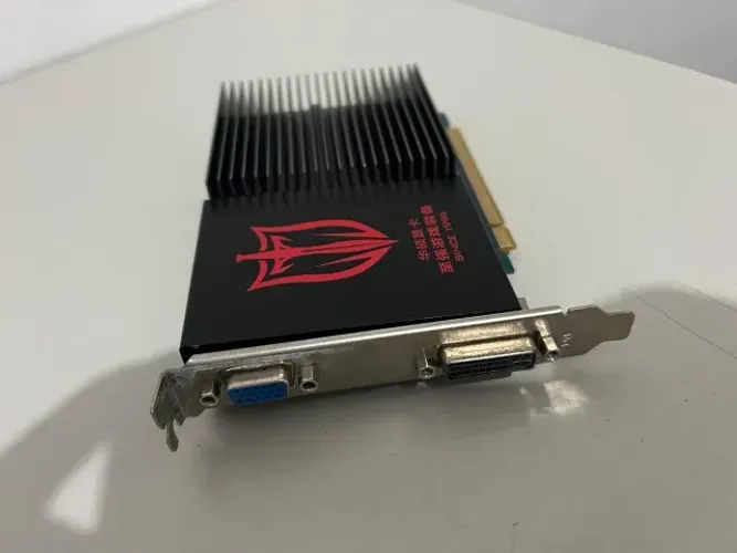 Placa de Vídeo GeForce NVIDIA GT 610