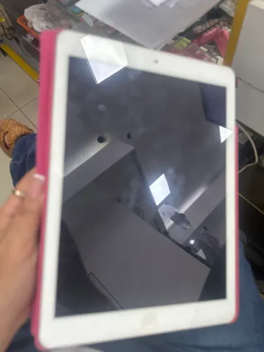 Vende-se a iPad Air 2013 