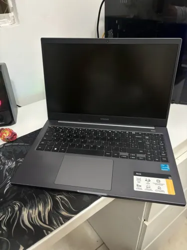 Notebook intel celeron 6305