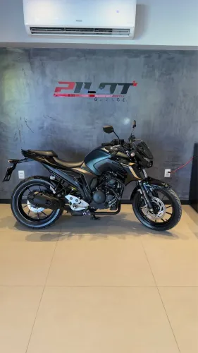 YAMAHA FZ25 FAZER 250 2024