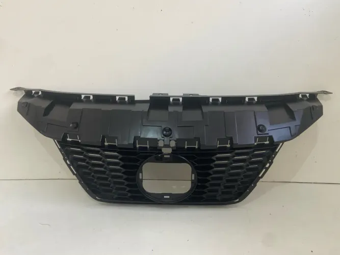 Grade Dianteira Nissan Versa  2020 2021 2022  Original 