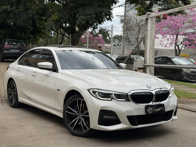 BMW 330E M Sport 2.0 Turbo Híbrido AU 2022
