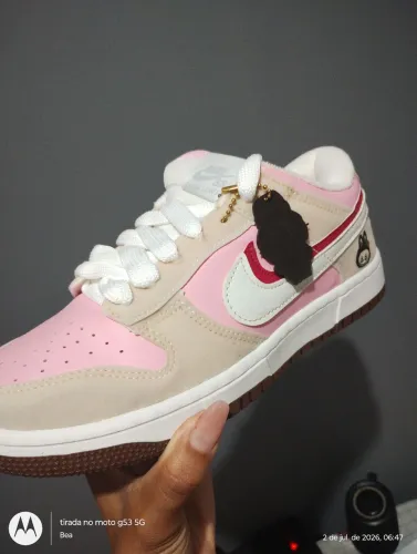 Tênis feminino utilizado somente uma vez 
