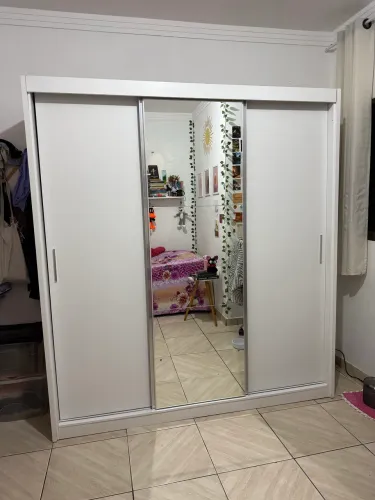 Guarda Roupa
