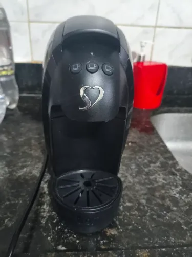 VENDO CAFETEIRA 3 CORAÇÕES 