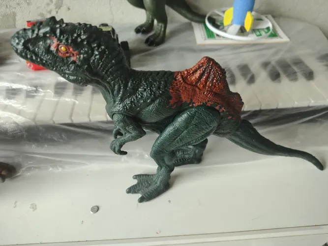 Dinossauros de brinquedo 