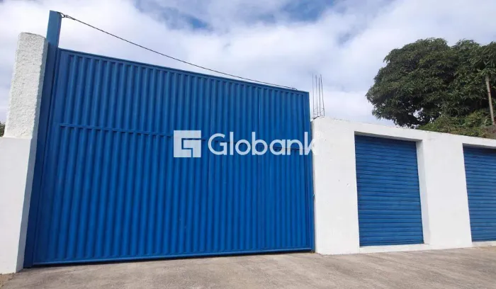 Lote Murado para locação com 560m2 em avenida