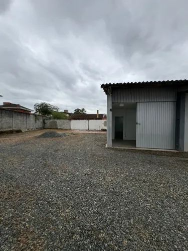 Alugo galpao 90m2