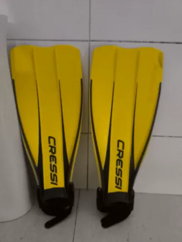 Nadadeira de mergulho, tamanho ML marca CRESSI
