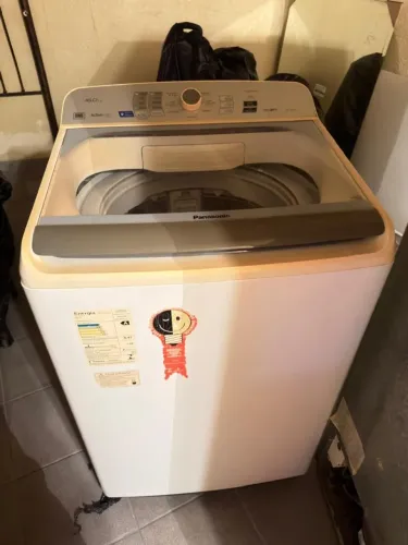 Maquina de lavar Panasonic 16kg - Funcionando/ desapego
