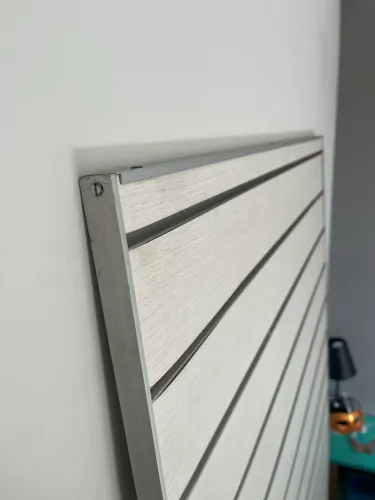Painel canaletado slat wall
