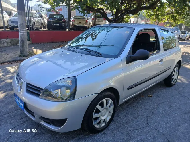 Renault Clio Hi-flex 1.0 16V 3P 2012