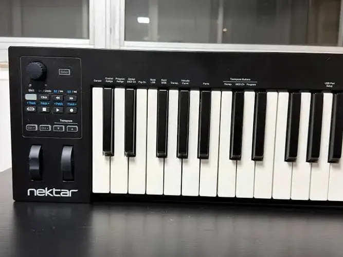 Teclado controlador 61 teclas