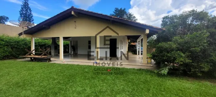 Casa à venda em Chapada dos Guimarães-MT: 2 quartos, 1 suíte, 2 salas, 3 banheiros, 8 vaga