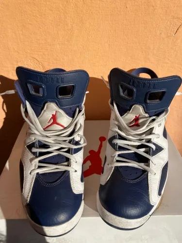Nike Air Jordan 6 Retro Branco e Azul Marinho Tam 42