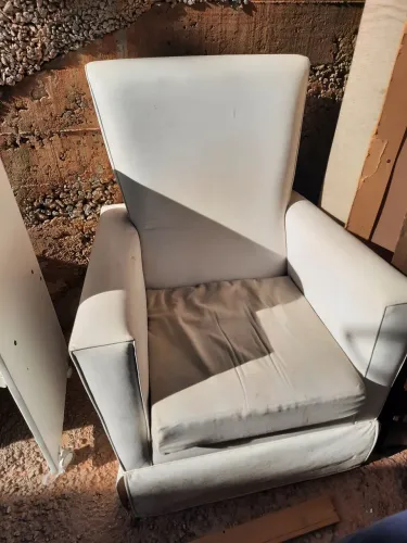 Cama pra bb e poltrona de amamentação 