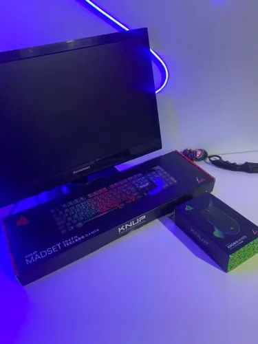 ? KIT GAMER + MONITOR LENOVO ?