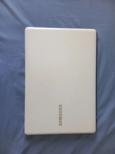 Notebook Samsung branco