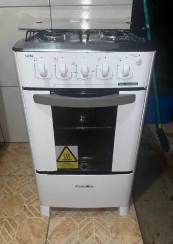 Fogão seminovo 