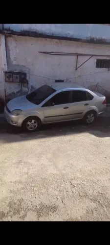 Ford Fiesta Sed. Personnalite 1.0 8V 4P 2005