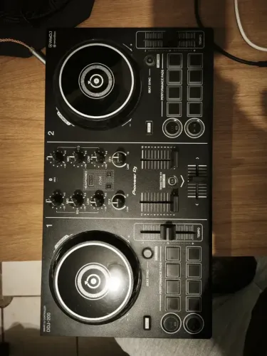 Controlador DJ Pioneer DDJ-200 Preto 2 Canais