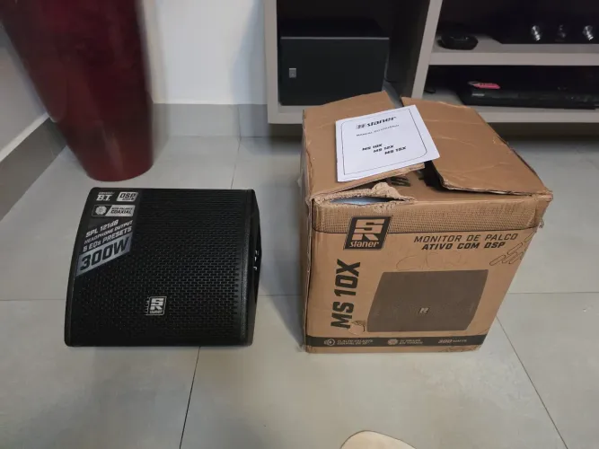 Vendo caixa de som ativa retorno Staner