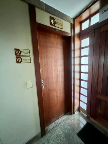 Vendo Sala comercial região hospitalar 