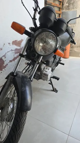 Alugo moto semanal R$ 180,00