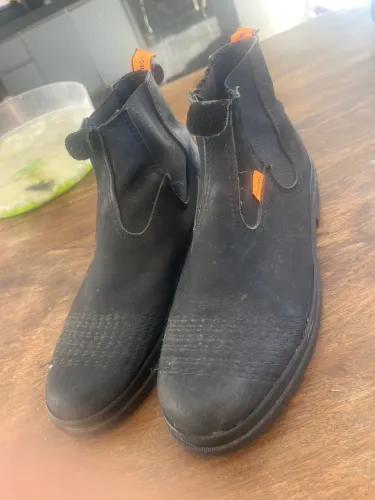 Bota equifort preta usada apenas uma vez
