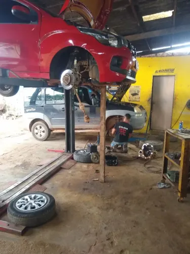 Oficina mecânica STH AUTO CENTER