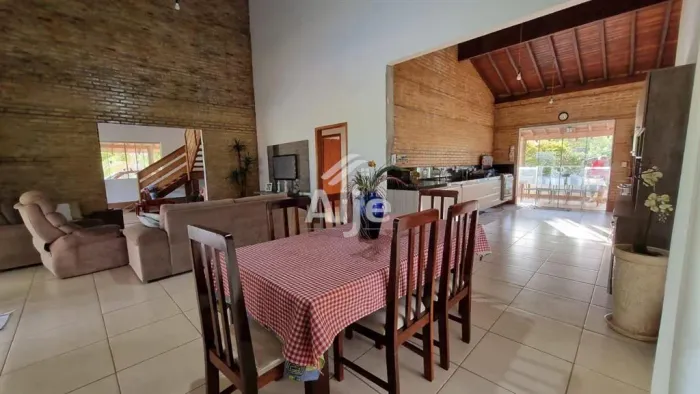 VENDE-SE Chácara / Sítio NO RECANTO ALTOS DA COLINA - VERA CRUZ/SP
