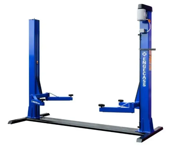 Elevador Automotivo Engecass 2 colunas 2600kg 220V trifásico