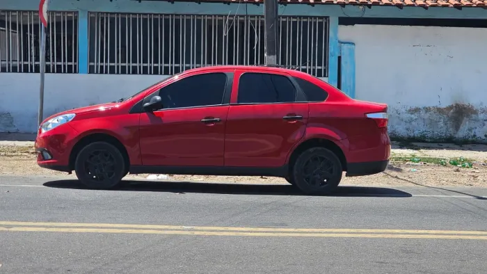 Fiat Grand Siena Attractive 1.0 Flex 8V 4P 2018