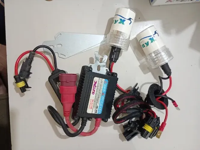 Kit Xenon H3 10.000K (Lâmpadas RayX + Reator Xtune/Slim) - Usado