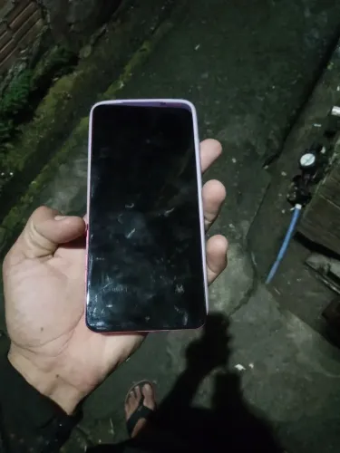 Vendo pra levar logo 450 moto g84 top 5g *35